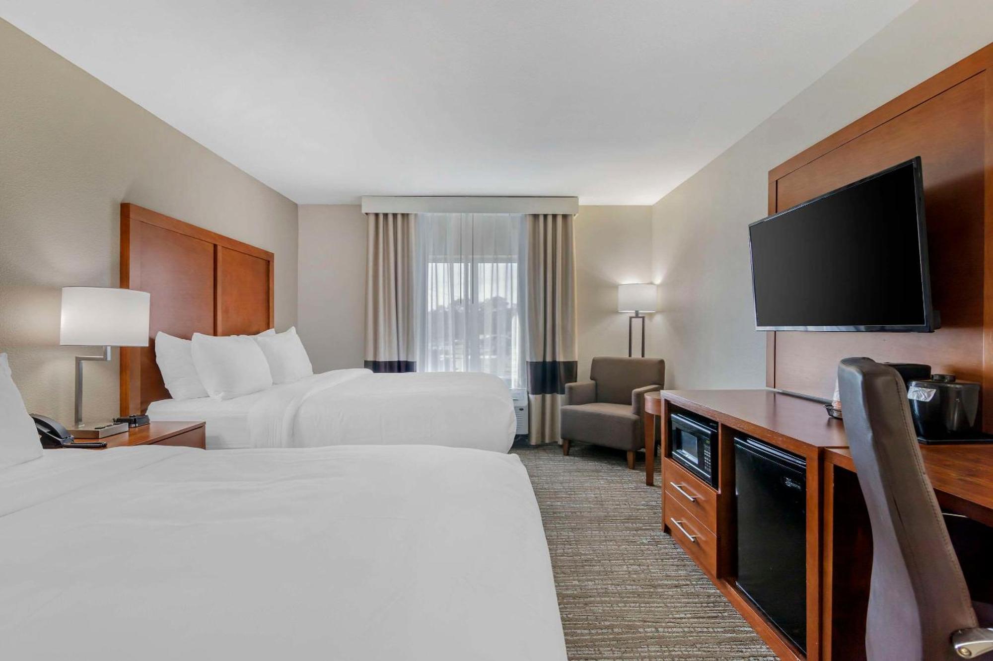 Comfort Inn & Suites Brunswick Exteriér fotografie